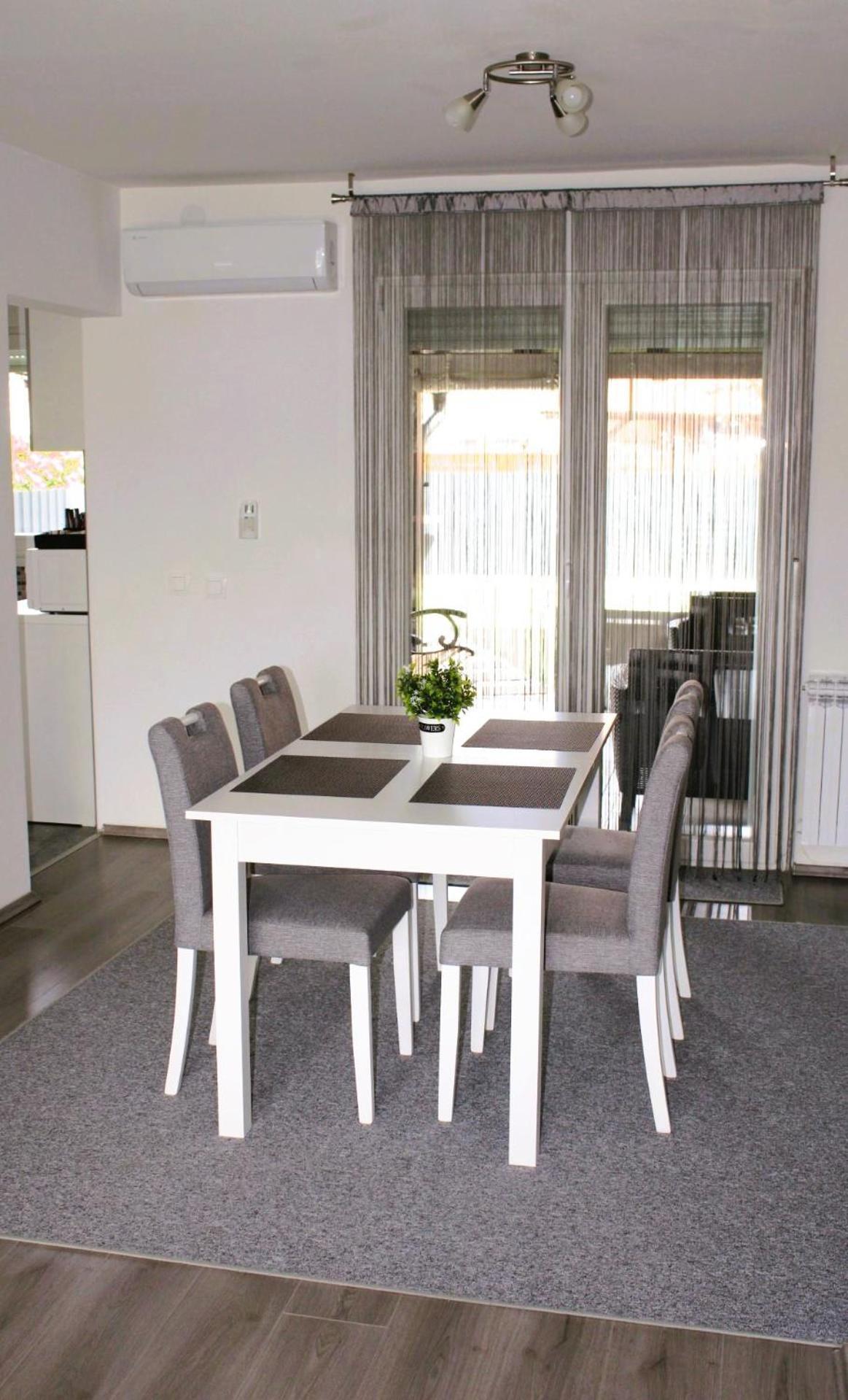 Dream Day Holiday House ยาสเตรบาร์สโก ภายนอก รูปภาพ
